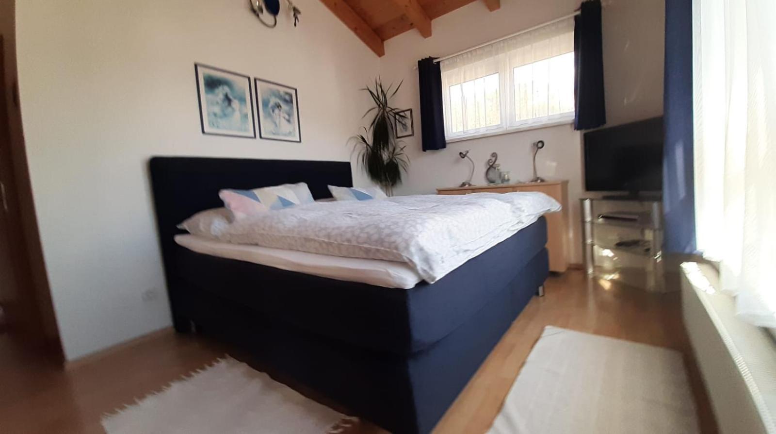 Ferienwohnung Regina Sankt Peter-Freienstein Exteriör bild