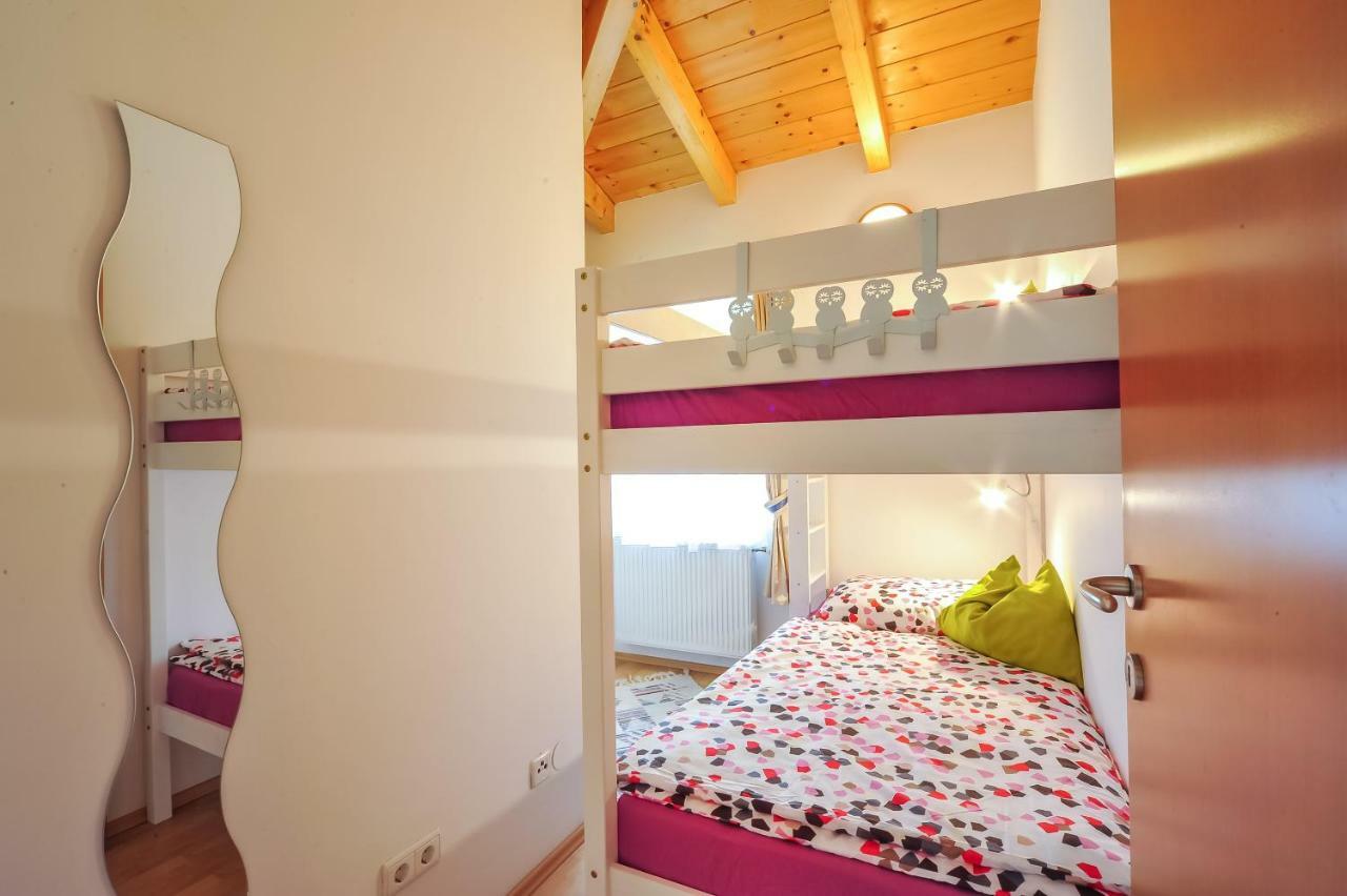 Ferienwohnung Regina Sankt Peter-Freienstein Exteriör bild
